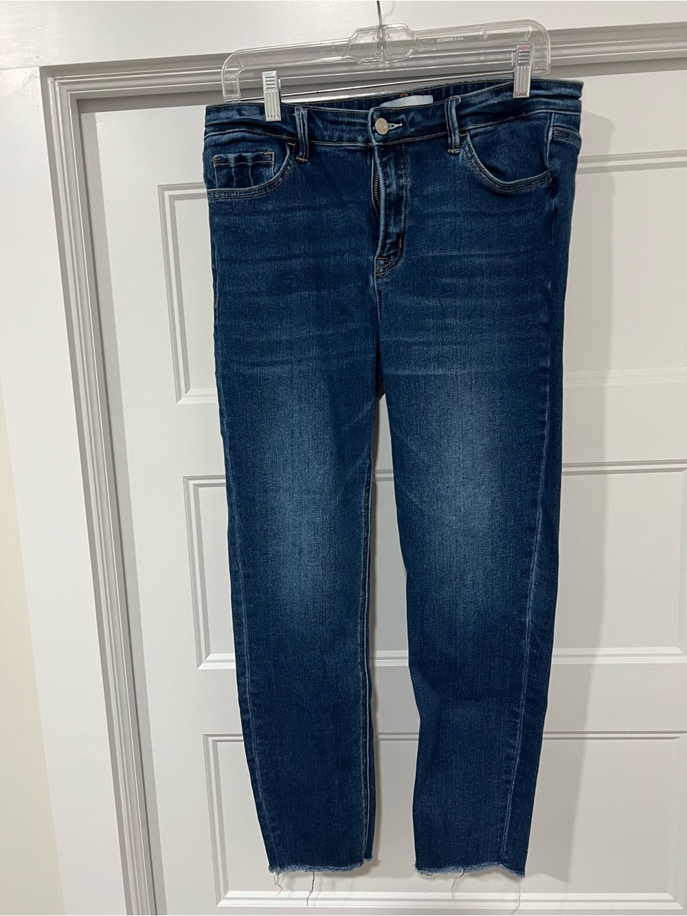 Women’s Dark Wash Skinny Jeans
